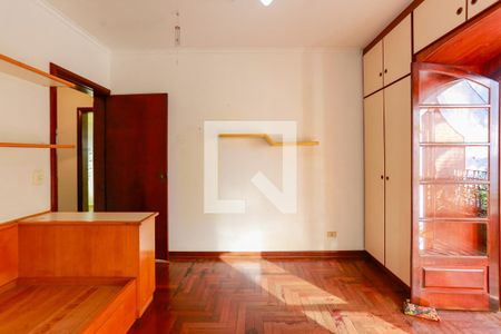 Casa de condomínio à venda com 300m², 4 quartos e 5 vagas Casa de condomínio à venda com 300m², 4 quartos e 5 vagasquarto 4