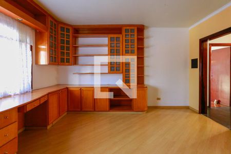 Casa de condomínio à venda com 300m², 4 quartos e 5 vagas Casa de condomínio à venda com 300m², 4 quartos e 5 vagasQuarto 1