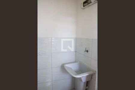 Apartamento para alugar com 43m², 2 quartos e sem vaga Apartamento para alugar com 43m², 2 quartos e sem vagaBanheiro