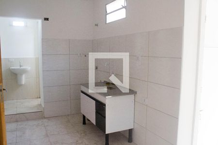 Cozinha de apartamento para alugar com 2 quartos, 43m² em Jardim das Belezas, Carapicuíba