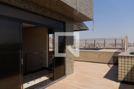 Apartamento à venda com 270m², 4 quartos e 3 vagasCobertura