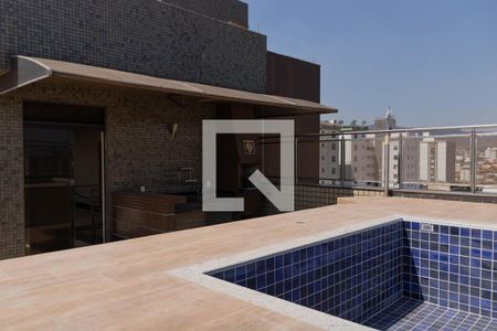 Apartamento à venda com 270m², 4 quartos e 3 vagasPiscina