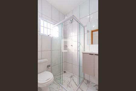 Banheiro de apartamento para alugar com 1 quarto, 36m² em Jardim das Belezas, Carapicuíba