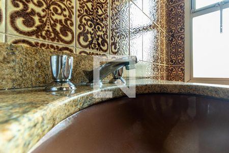 Apartamento à venda com 324m², 4 quartos e 3 vagasLavabo 2