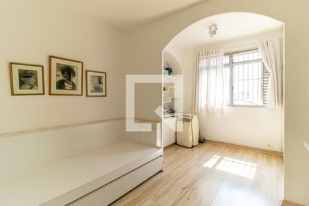 Apartamento à venda com 324m², 4 quartos e 3 vagasQuarto 2