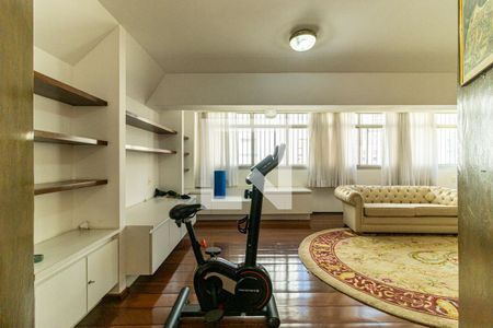 Apartamento à venda com 324m², 4 quartos e 3 vagasCobertura