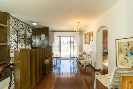 Apartamento à venda com 324m², 4 quartos e 3 vagasCobertura