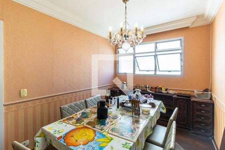 Apartamento à venda com 324m², 4 quartos e 3 vagasCopa