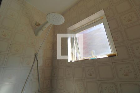 Casa à venda com 250m², 3 quartos e 2 vagasBanheiro da suíte