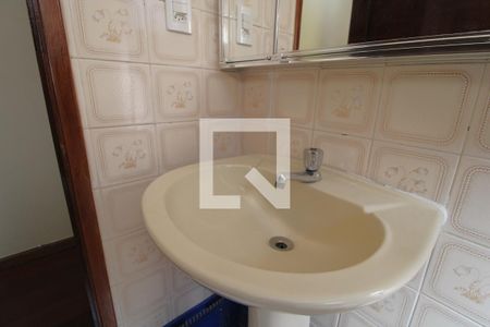 Casa à venda com 250m², 3 quartos e 2 vagasBanheiro Social