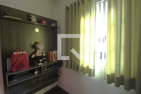 Casa à venda com 250m², 3 quartos e 2 vagasQuarto 2