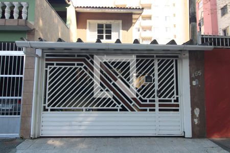 Casa à venda com 250m², 3 quartos e 2 vagasFachada