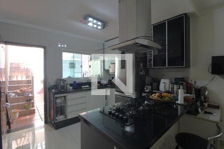 Casa à venda com 250m², 3 quartos e 2 vagasCozinha