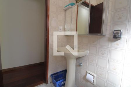 Casa à venda com 250m², 3 quartos e 2 vagasBanheiro Social