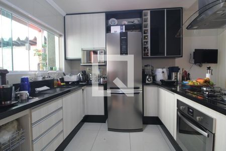 Casa à venda com 250m², 3 quartos e 2 vagasCozinha