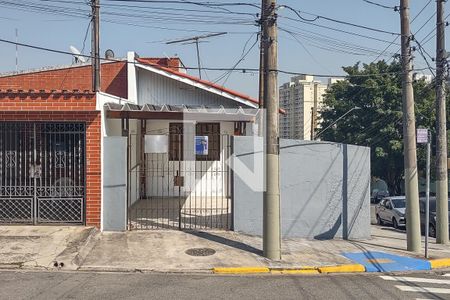 Casa para alugar com 105m², 2 quartos e 1 vagaFachada