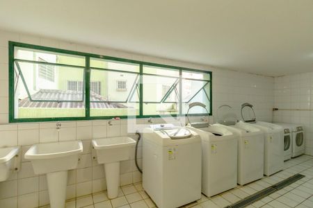 Apartamento para alugar com 31m², 1 quarto e 1 vaga Apartamento para alugar com 31m², 1 quarto e 1 vagaÁrea comum - Lavanderia