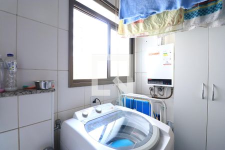 Apartamento à venda com 75m², 2 quartos e 1 vagaÁrea de Serviço