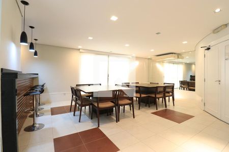 Apartamento à venda com 75m², 2 quartos e 1 vagaÁrea gourmet