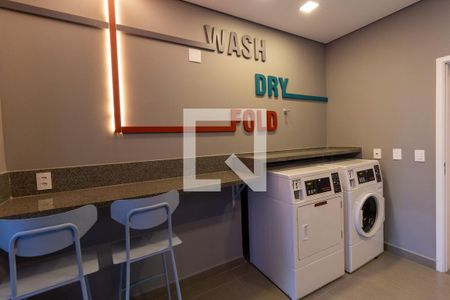 Apartamento à venda com 27m², 1 quarto e sem vagaÁrea Comum - Lavanderia