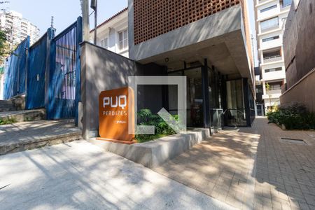 Apartamento à venda com 27m², 1 quarto e sem vagaFachada e Portaria