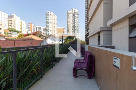 Apartamento à venda com 27m², 1 quarto e sem vagaÁrea comum - Piscina