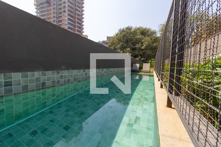 Apartamento à venda com 27m², 1 quarto e sem vagaÁrea Comum - Piscina