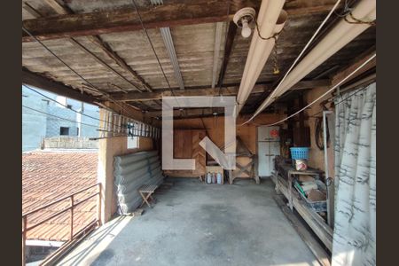 Casa à venda com 231m², 3 quartos e 5 vagas Casa à venda com 231m², 3 quartos e 5 vagasTerraço