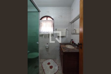 Casa à venda com 231m², 3 quartos e 5 vagas Casa à venda com 231m², 3 quartos e 5 vagasBanheiro 2