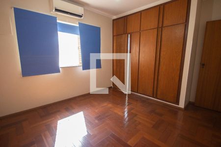 Casa para alugar com 261m², 5 quartos e 3 vagasSuíte 2
