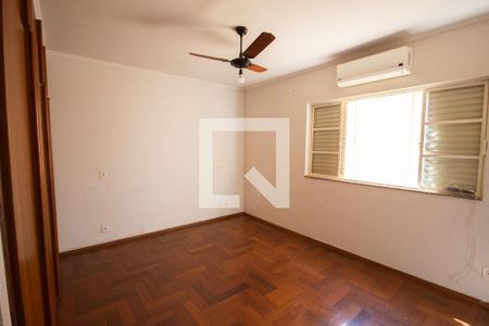 Casa para alugar com 261m², 5 quartos e 3 vagasSuíte 1