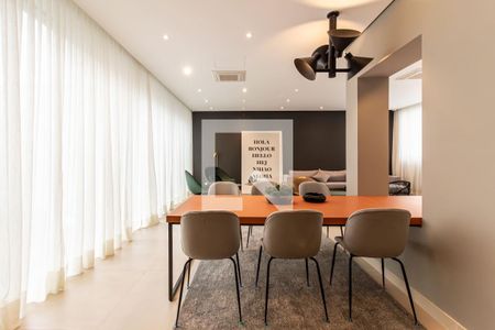 Apartamento à venda com 35m², 1 quarto e sem vaga Apartamento à venda com 35m², 1 quarto e sem vagaÁrea Comum - Salão de Festas