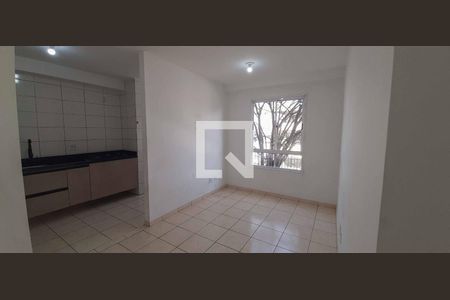 Sala de apartamento à venda com 2 quartos, 53m² em Quitaúna, Osasco