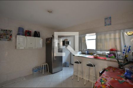 Casa à venda com 643m², 7 quartos e 3 vagasCozinha