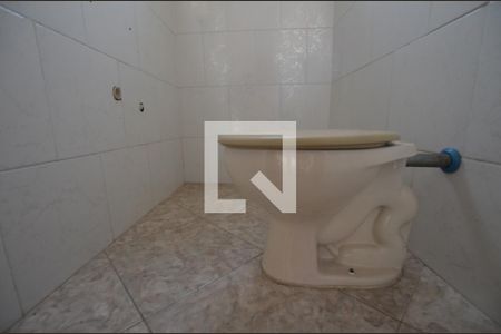 Casa à venda com 643m², 7 quartos e 3 vagasBanheiro de Serviço Casa 2