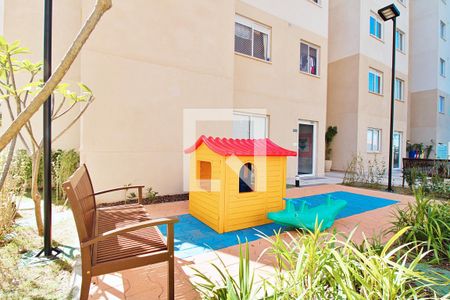 Apartamento para alugar com 35m², 2 quartos e sem vagaÁrea comum - Playground