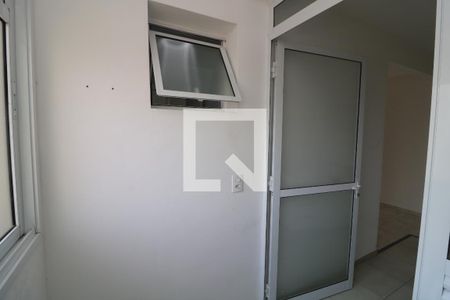 Apartamento à venda com 66m², 3 quartos e 1 vagaÁrea de Serviço