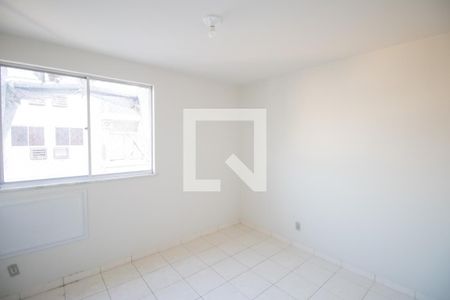 Quarto 1 de apartamento para alugar com 2 quartos, 46m² em Vila Yara, São Gonçalo