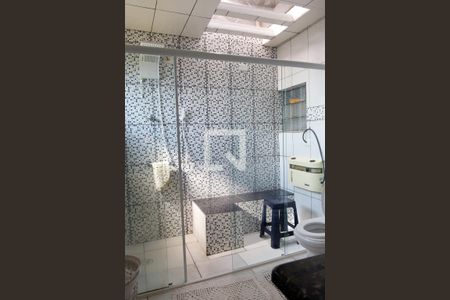 Casa à venda com 222m², 3 quartos e 2 vagasBanheiro da Suíte 2