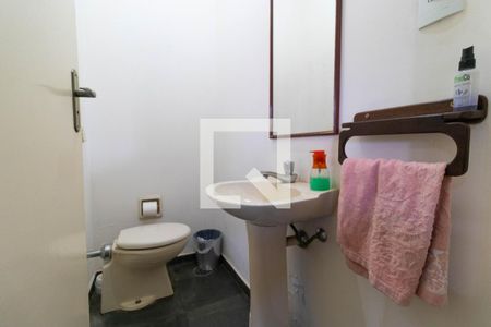 Casa para alugar com 400m², 5 quartos e 3 vagasLavabo