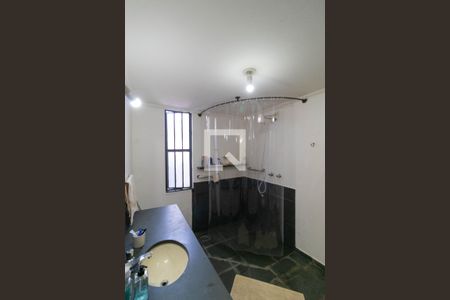 Casa para alugar com 400m², 5 quartos e 3 vagasBanheiro da Suíte 02