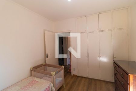 Casa para alugar com 400m², 5 quartos e 3 vagasQuarto 01