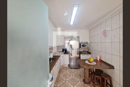 Apartamento à venda com 60m², 2 quartos e 1 vaga Apartamento à venda com 60m², 2 quartos e 1 vagaCozinha