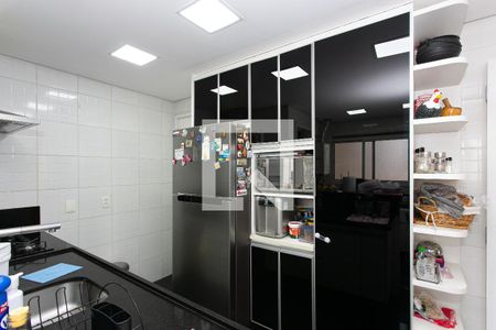 Apartamento à venda com 106m², 3 quartos e 2 vagasCozinha