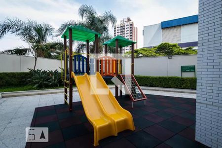 Apartamento à venda com 106m², 3 quartos e 2 vagasÁrea comum - Playground