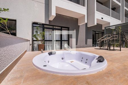 Studio à venda com 25m², 1 quarto e sem vaga Studio à venda com 25m², 1 quarto e sem vagaÁrea comum