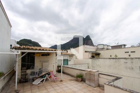 Apartamento à venda com 320m², 6 quartos e 2 vagasTerraço
