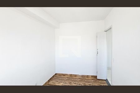 Quarto 2 de apartamento para alugar com 2 quartos, 36m² em Jardim Copiuva, Carapicuíba