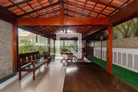 Apartamento à venda com 85m², 3 quartos e 2 vagas Apartamento à venda com 85m², 3 quartos e 2 vagasChurrasqueira