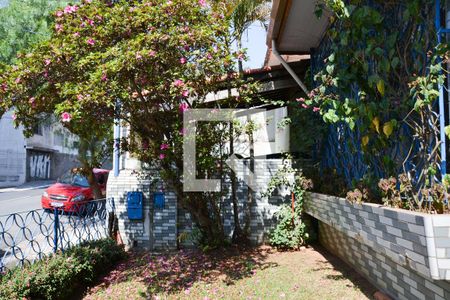 Casa à venda com 307m², 2 quartos e 4 vagas Casa à venda com 307m², 2 quartos e 4 vagasÁrea Externa